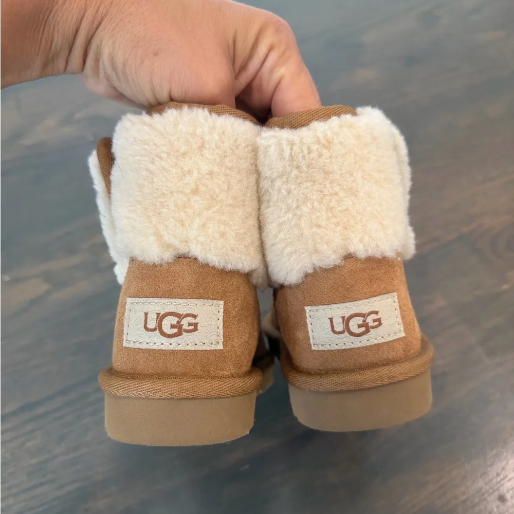 UGG KIDS Jona Luxury Classic Boot